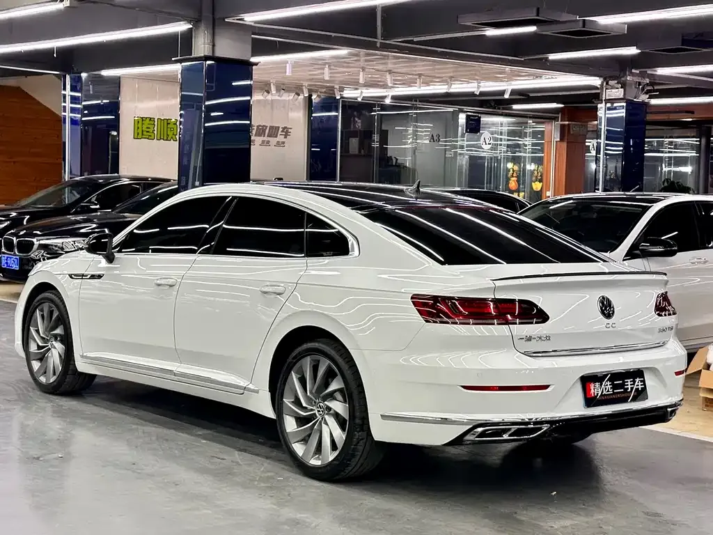 Volkswagen CC — фото 3
