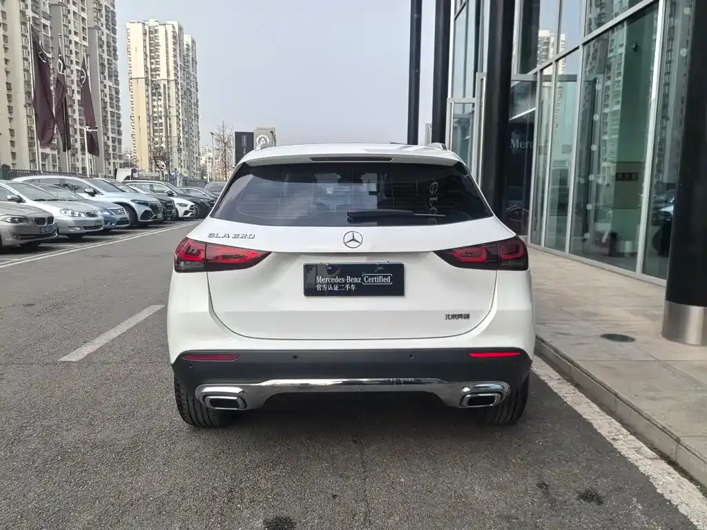 Mercedes-Benz GLA — фото 9