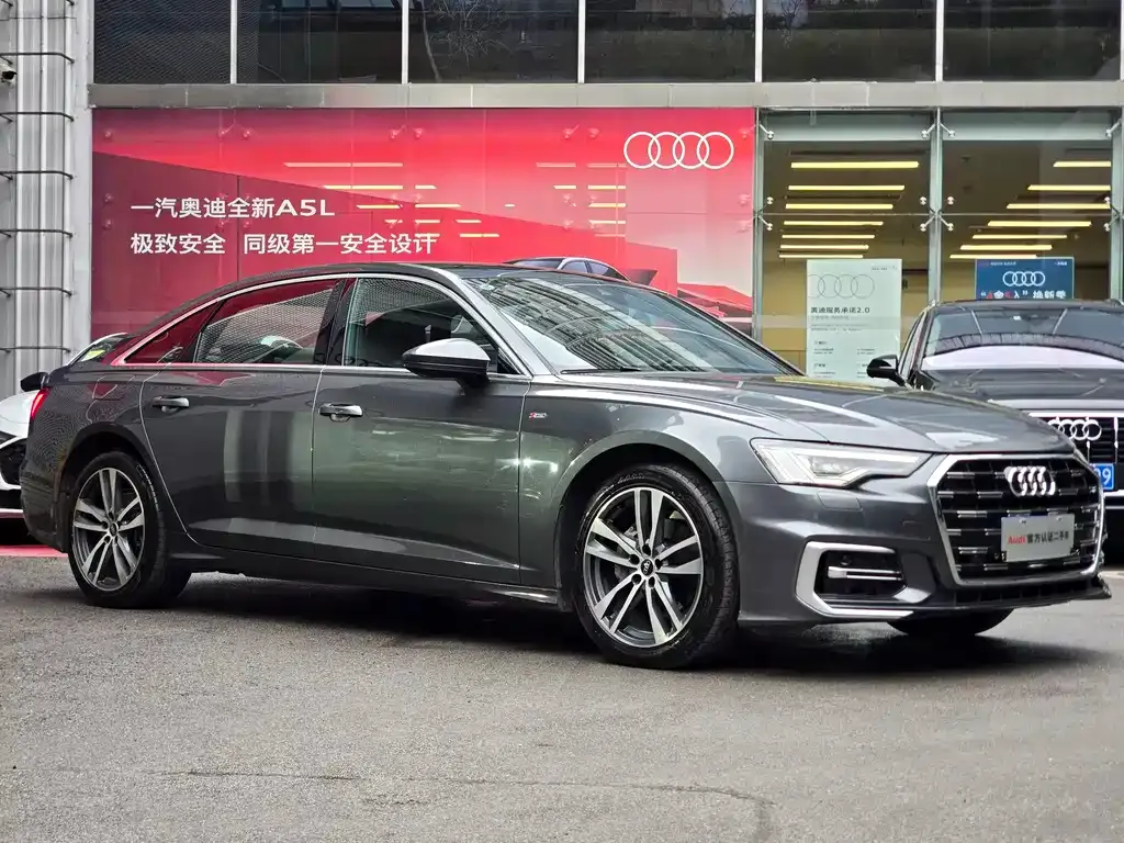 Audi A6L — фото 7
