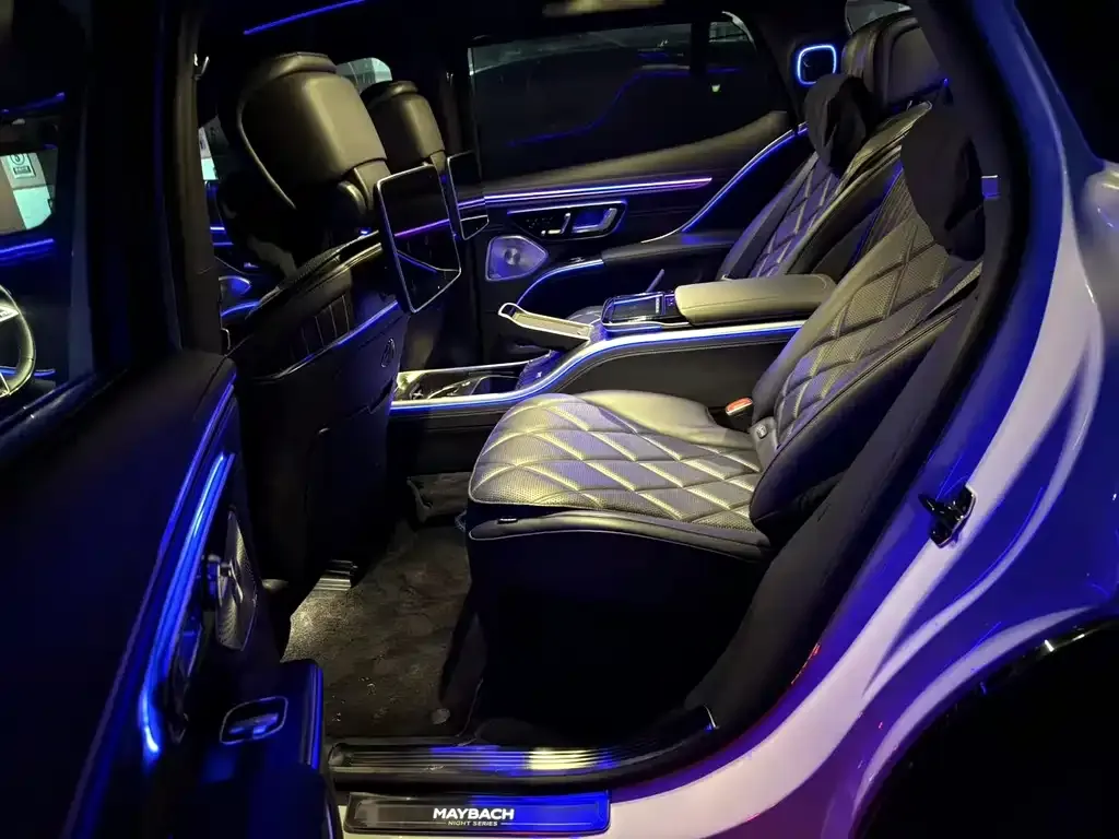 Mercedes-Benz EQS SUV — фото 2
