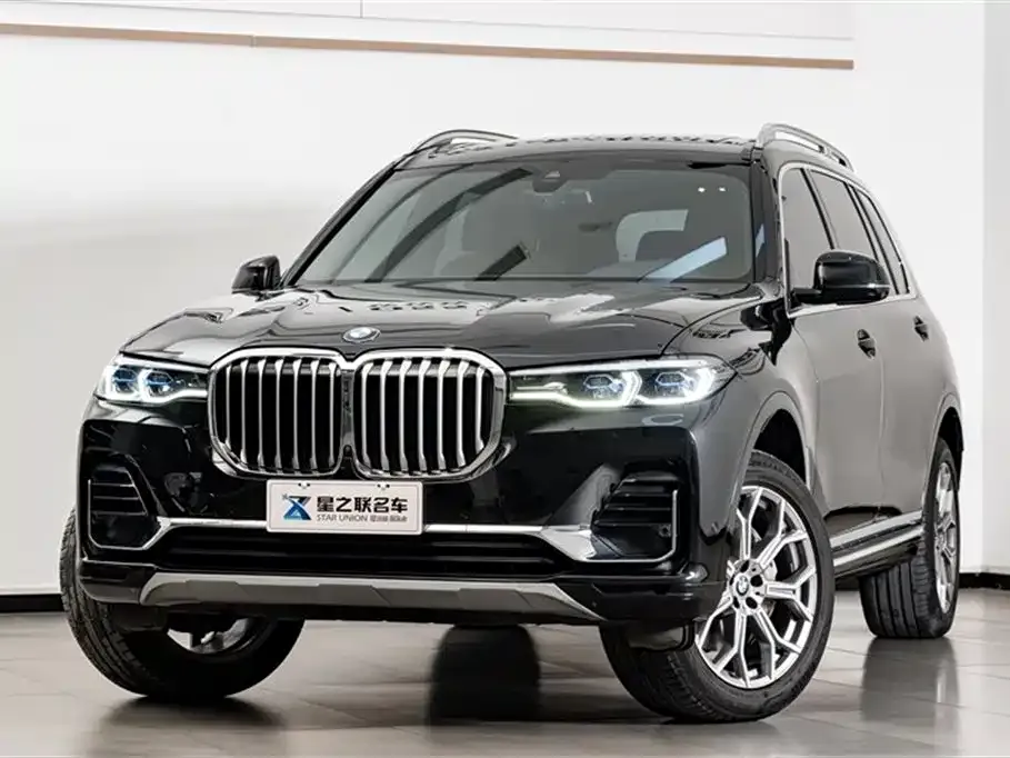 BMW X7 — фото 2