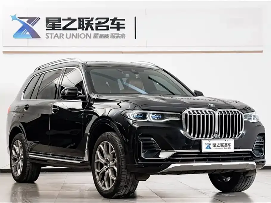 BMW X7 — фото 8