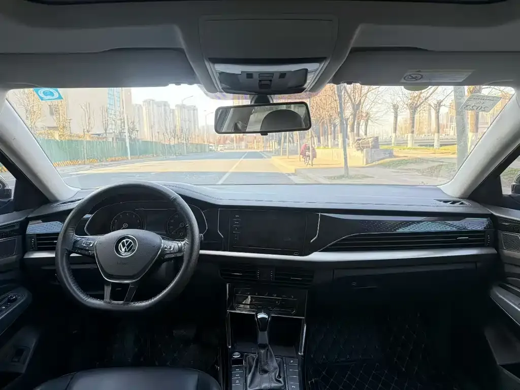 Volkswagen Passat — фото 10
