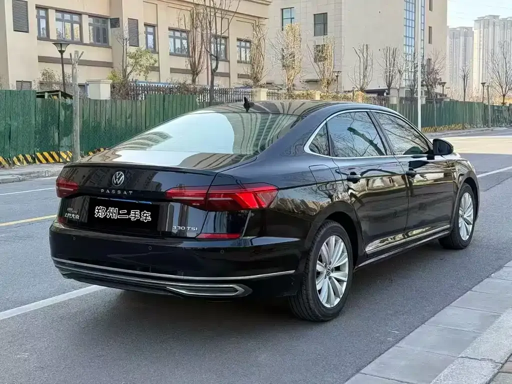 Volkswagen Passat — фото 9