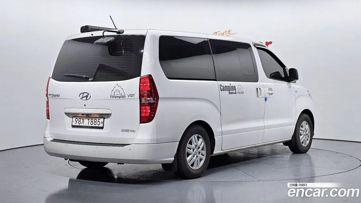 Hyundai Starex — фото 4