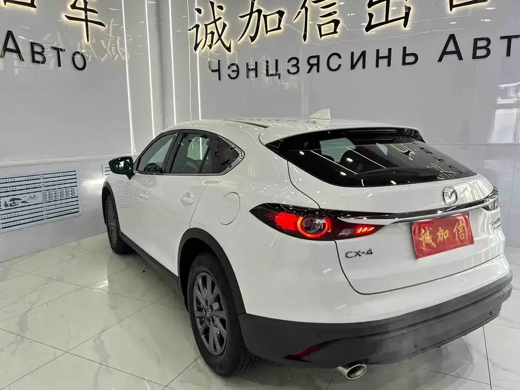 Mazda CX-4 — фото 8