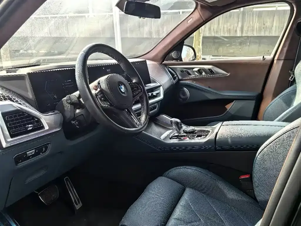BMW XM — фото 3