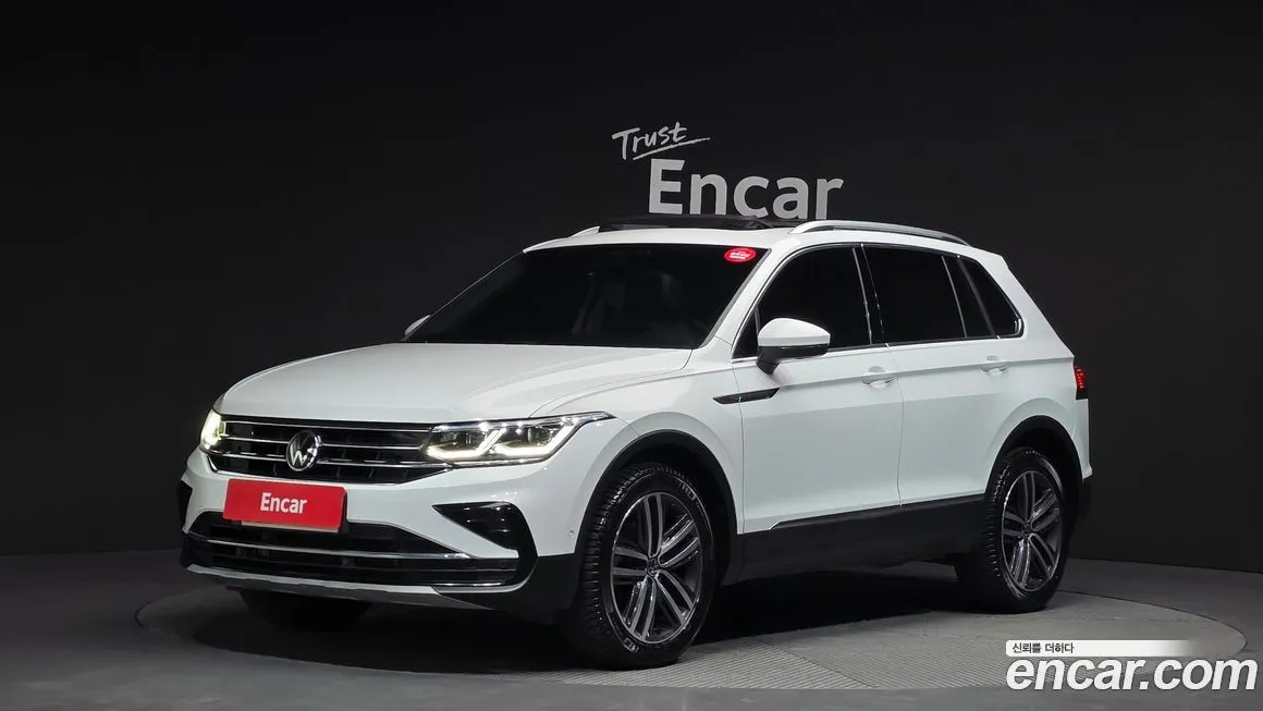 Volkswagen Tiguan — фото 1