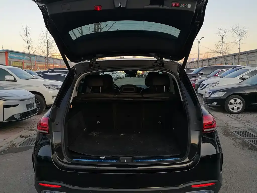 Mercedes-Benz GLE — фото 7