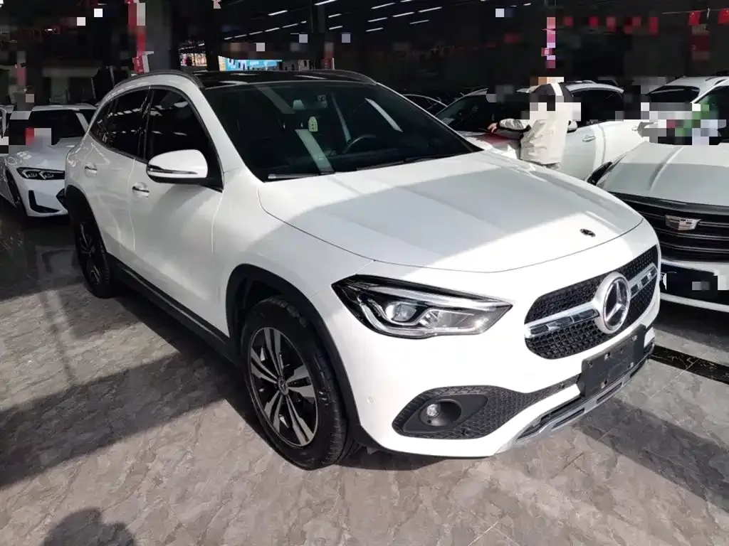 Mercedes-Benz GLA — фото 7