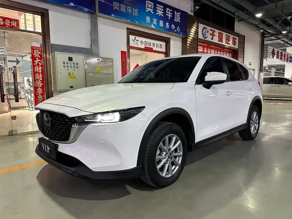 Mazda CX-5 — фото 1