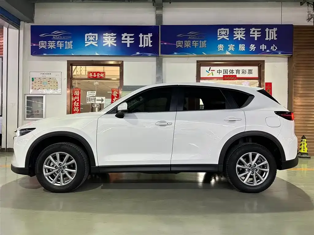 Mazda CX-5 — фото 10