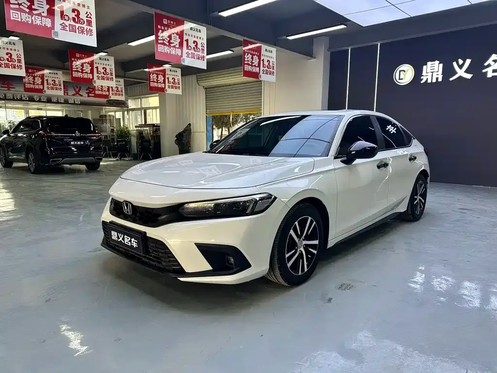 Honda Civic — фото 1