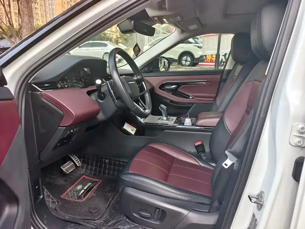 Land Rover Evoque — фото 10