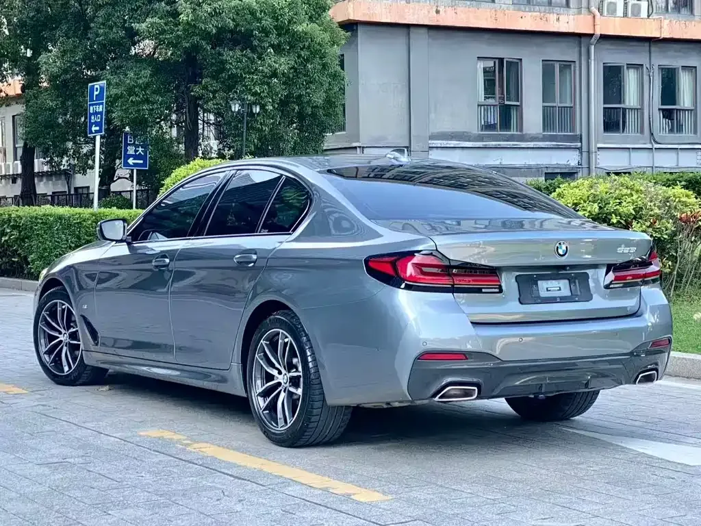 BMW 5 Series (Import) — фото 7