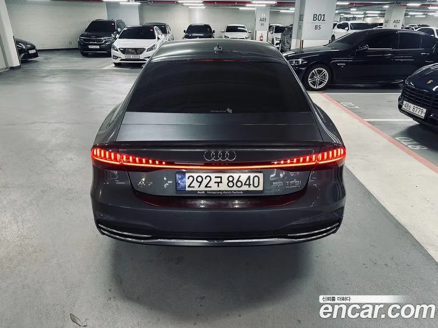 Audi A7 — фото 5