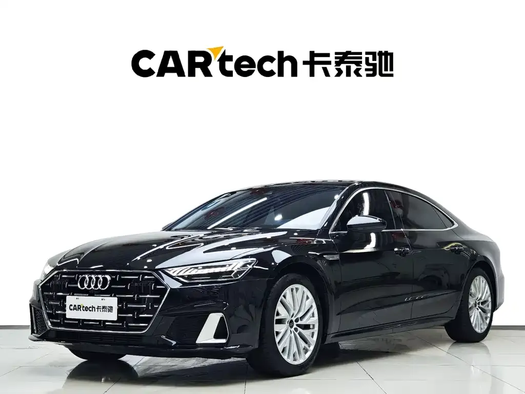 Audi A7L — фото 1