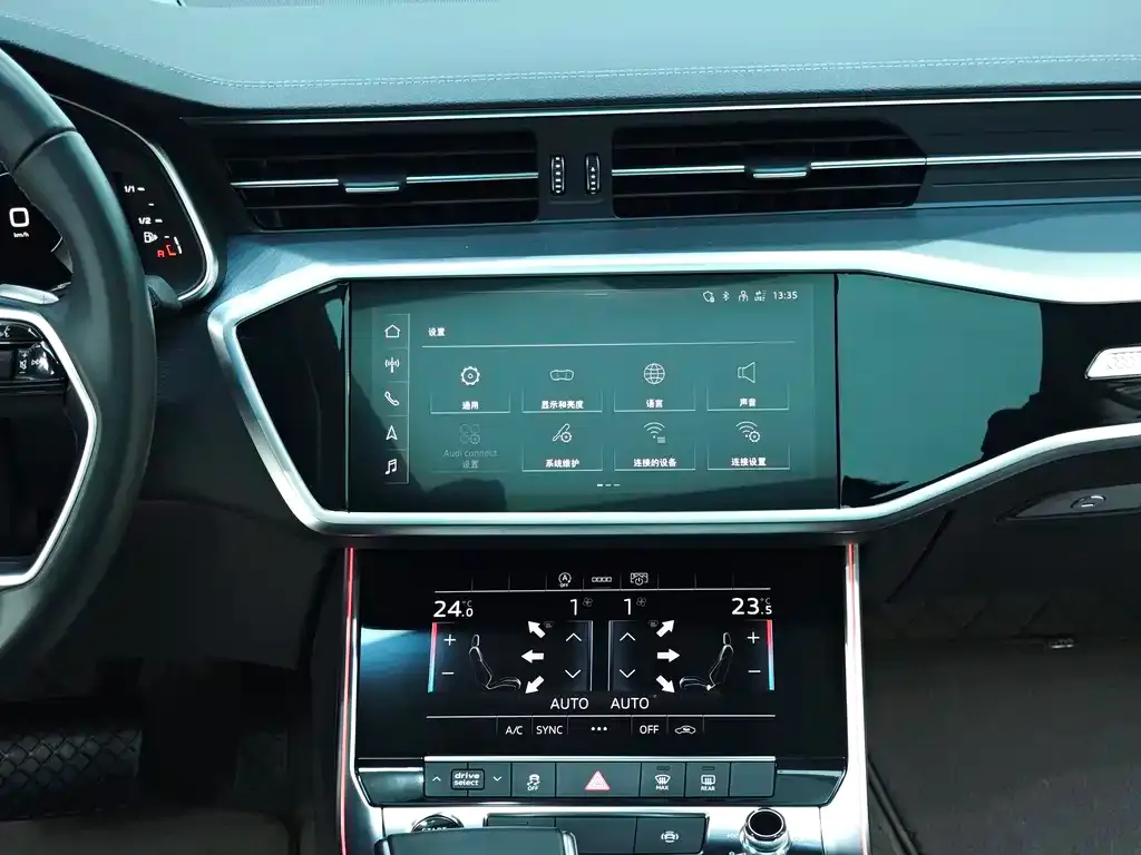 Audi A7L — фото 4