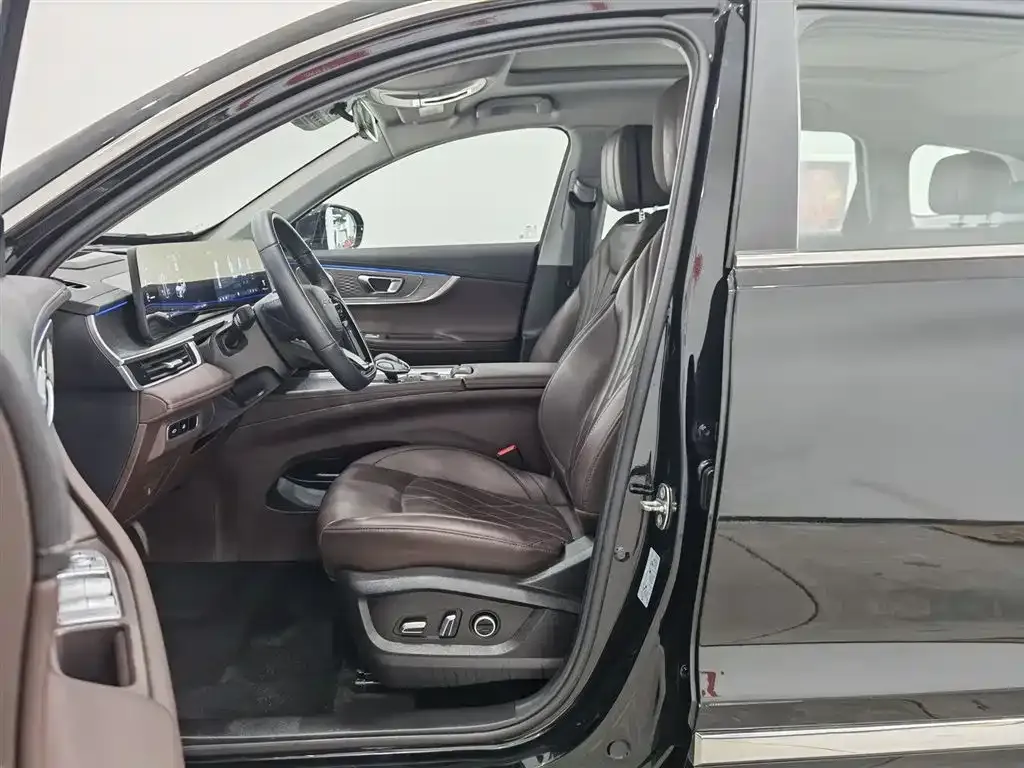 Chery Tiggo 8 PRO — фото 10