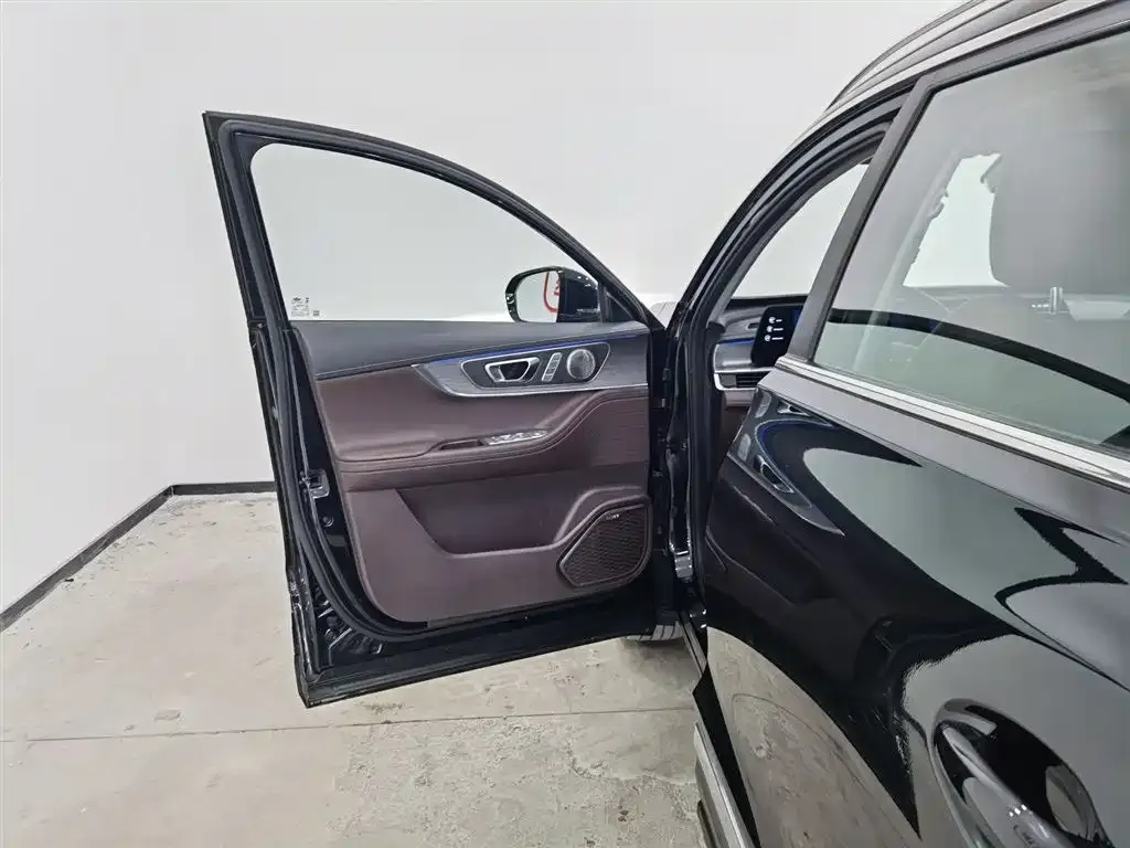 Chery Tiggo 8 PRO — фото 2