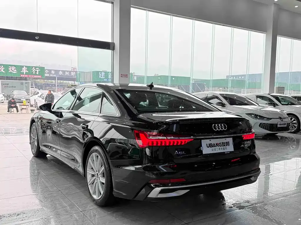 Audi A6L — фото 6