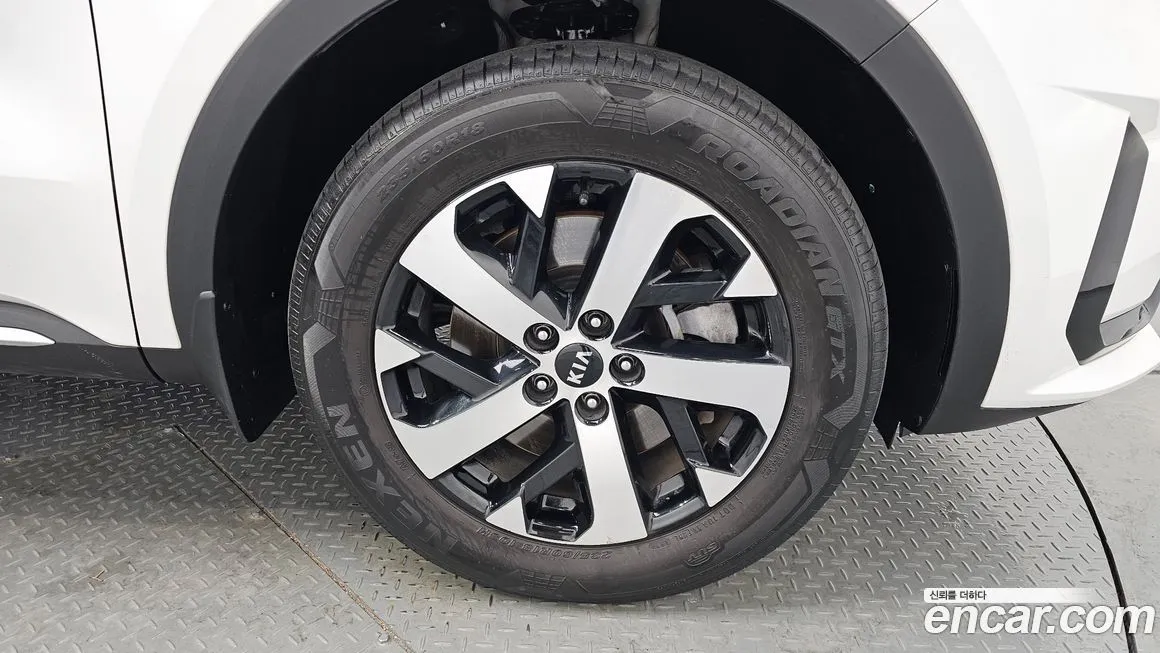 Kia Sorento — фото 5