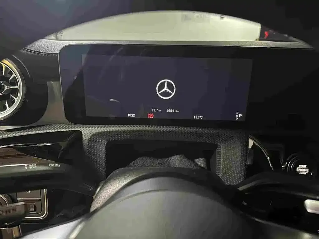 Mercedes-Benz CLA AMG — фото 3