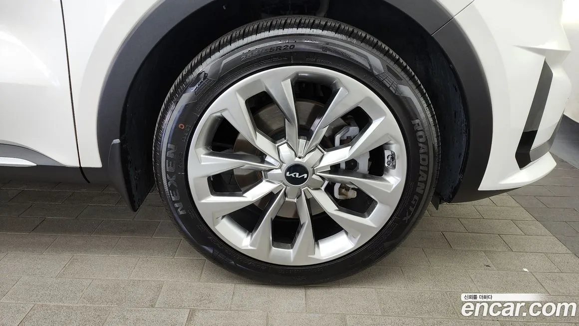 Kia Sorento — фото 9