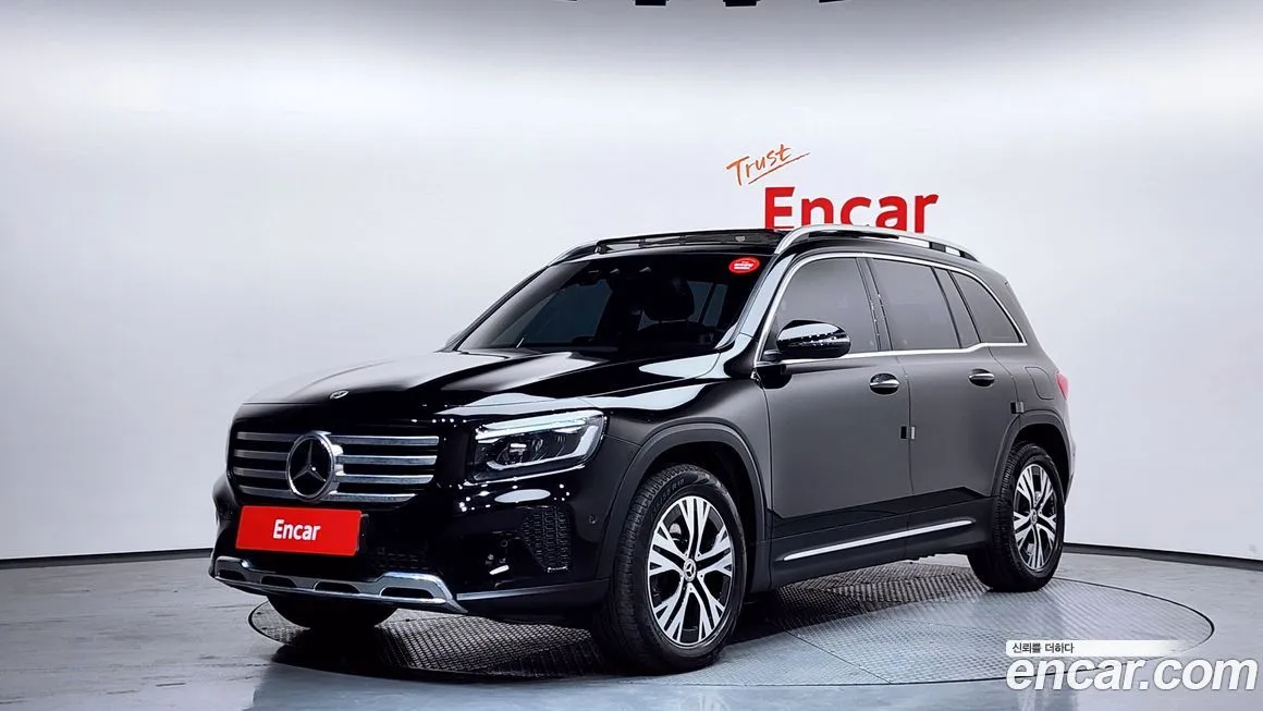 Mercedes-Benz GLB-Class — фото 1