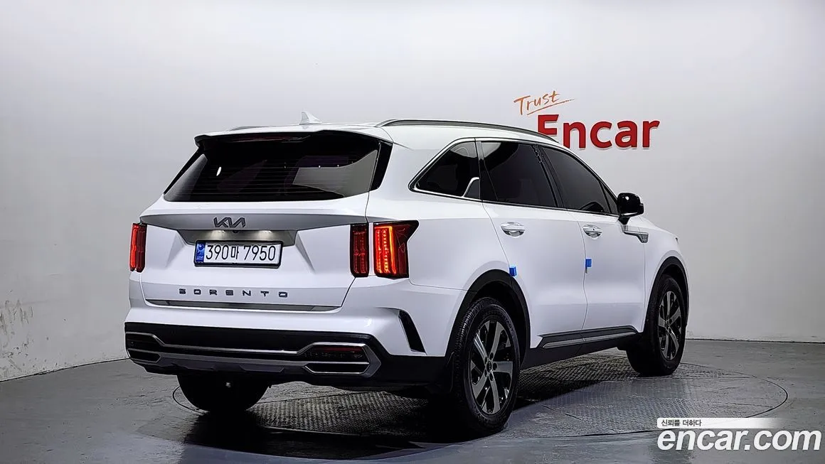 Kia Sorento — фото 5
