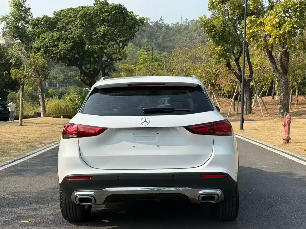 Mercedes-Benz GLA — фото 8