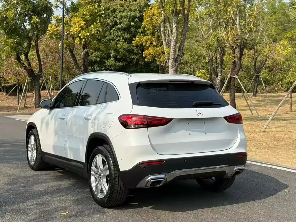 Mercedes-Benz GLA — фото 6
