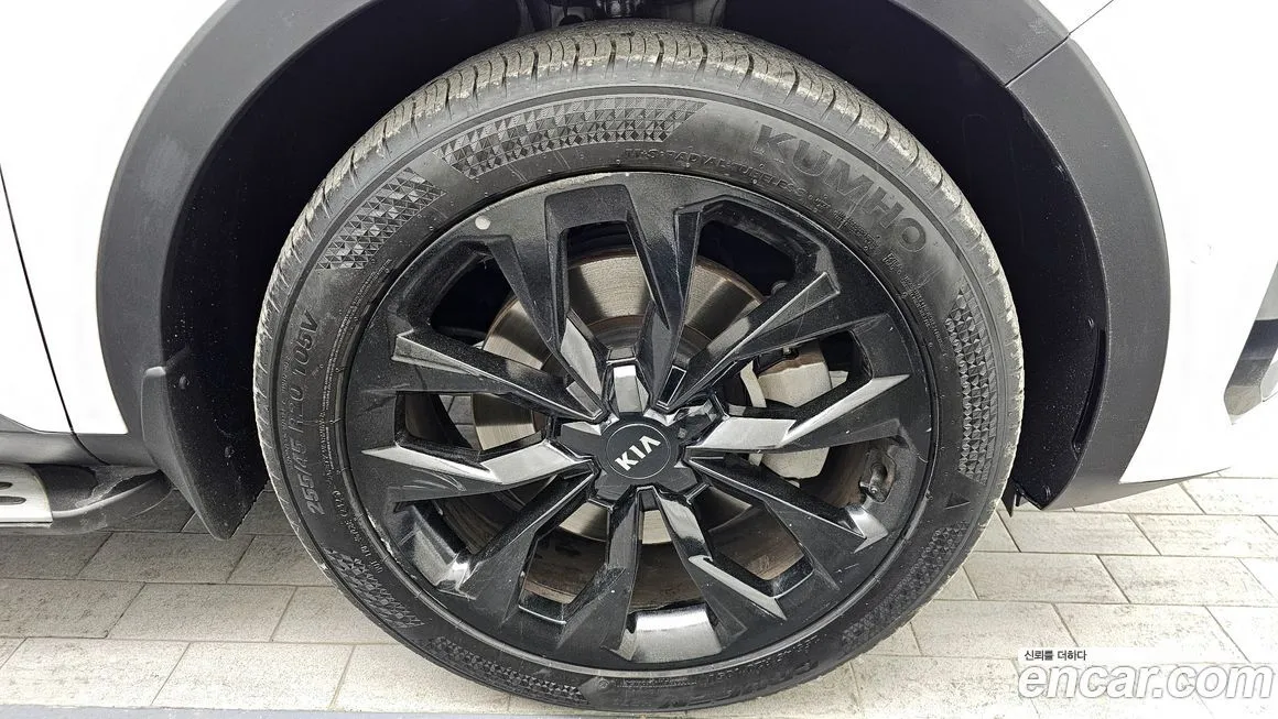 Kia Sorento — фото 10
