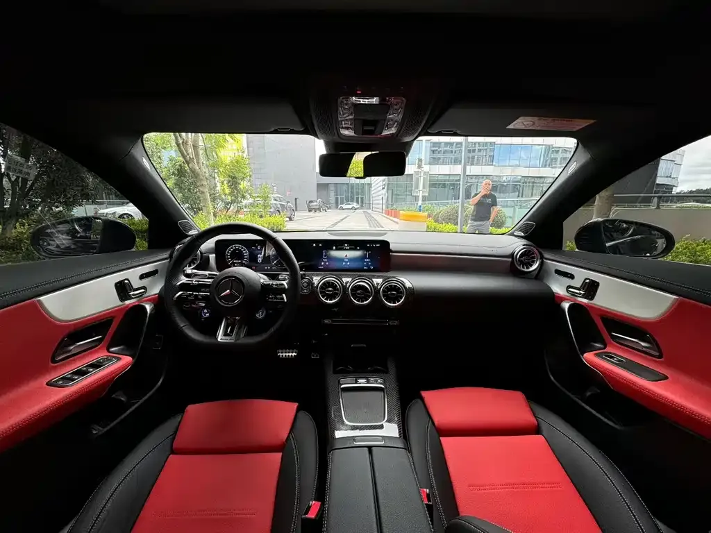Mercedes-Benz CLA AMG — фото 3