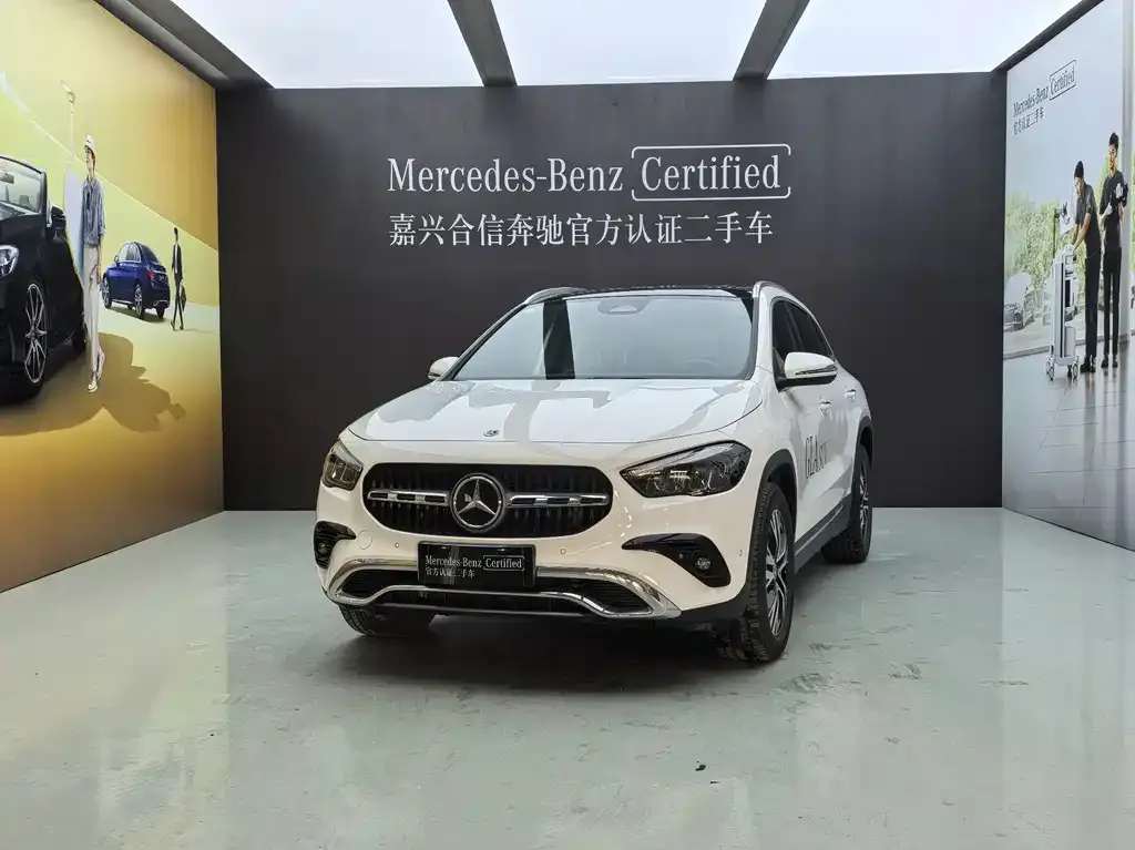Mercedes-Benz GLA — фото 1