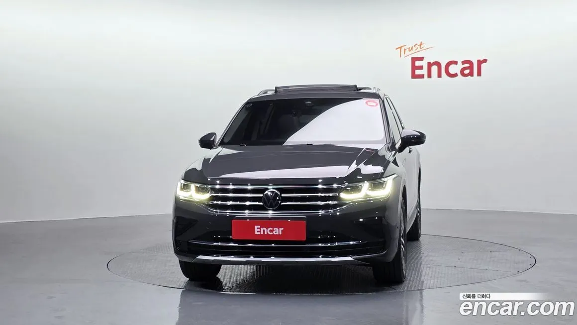 Volkswagen Tiguan — фото 2