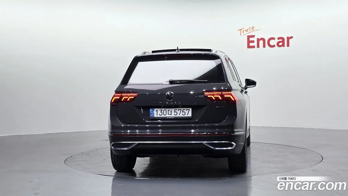 Volkswagen Tiguan — фото 3