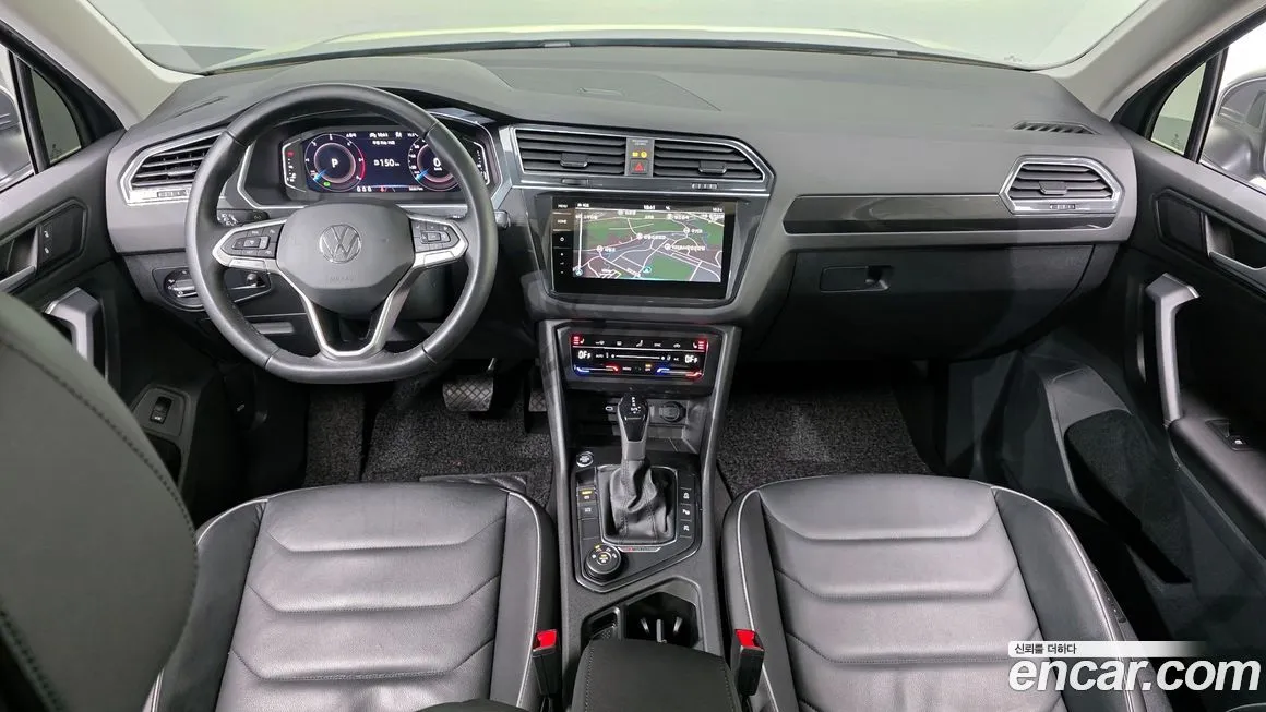 Volkswagen Tiguan — фото 10