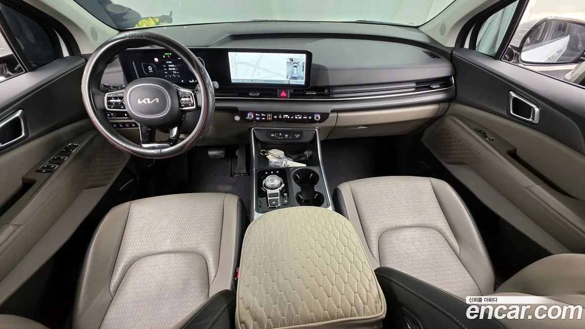 Kia Carnival — фото 10