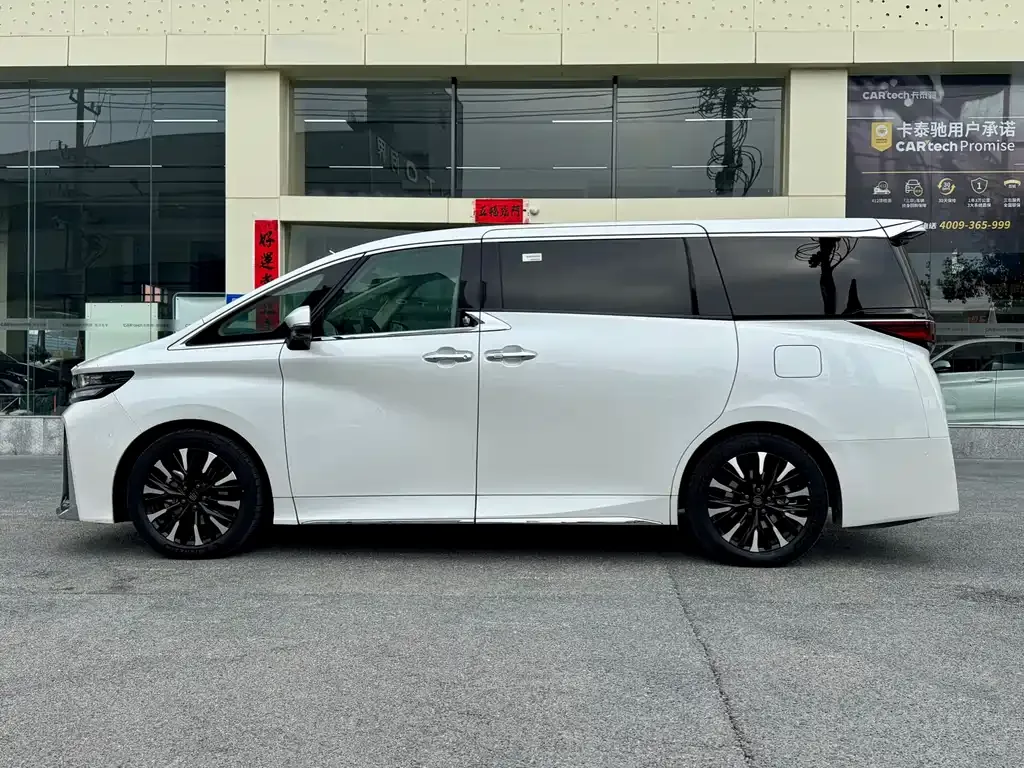 Toyota Vellfire — фото 5