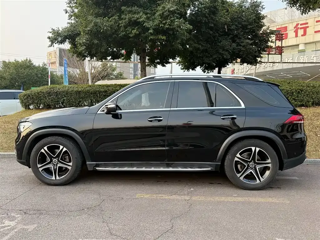 Mercedes-Benz GLE — фото 8