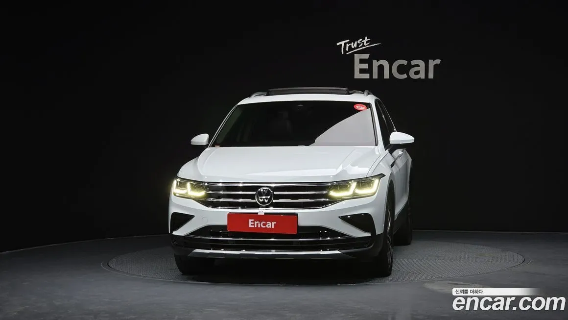 Volkswagen Tiguan — фото 2