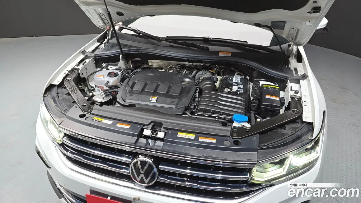 Volkswagen Tiguan — фото 7