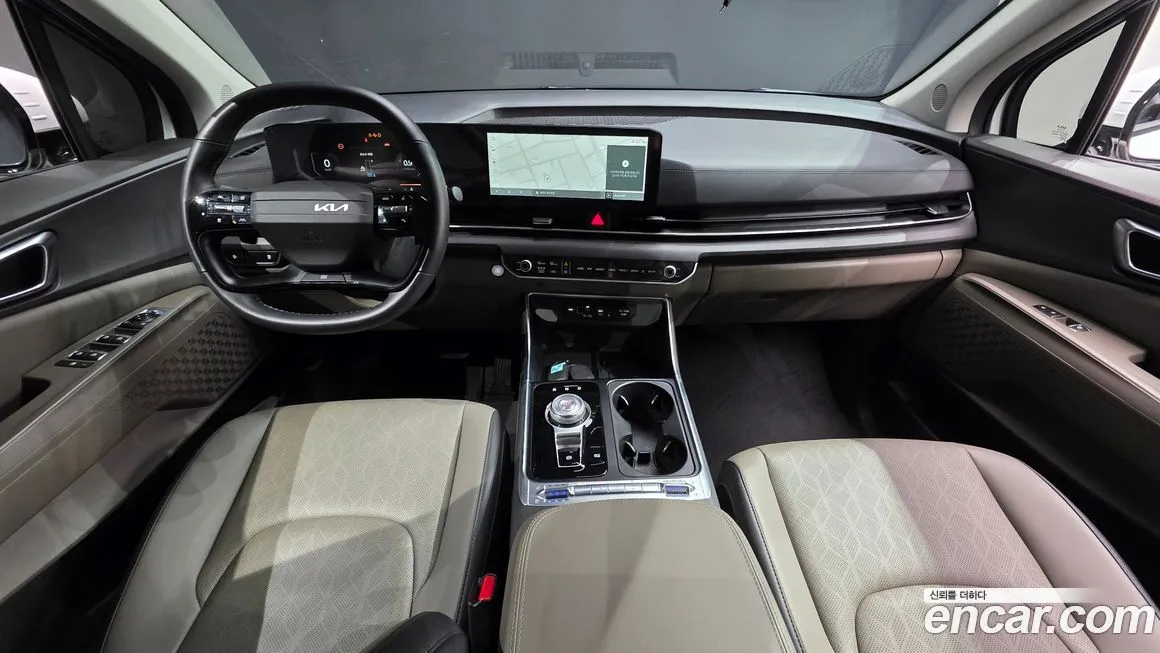 Kia Carnival — фото 10
