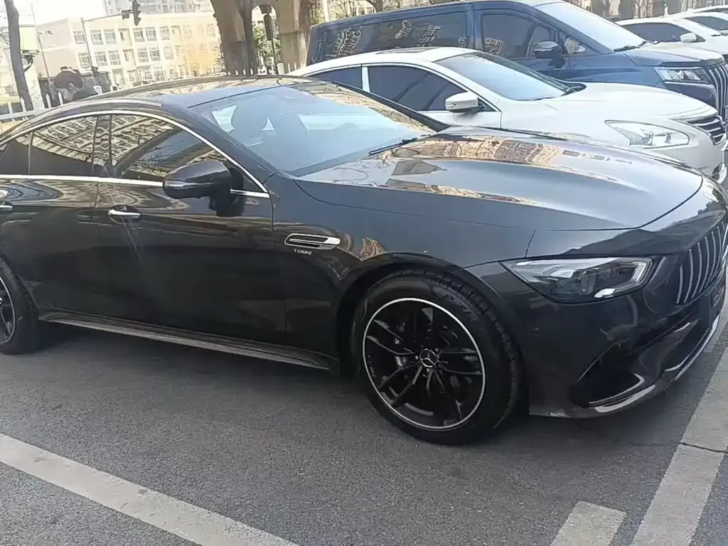 Mercedes-Benz AMG GT — фото 1