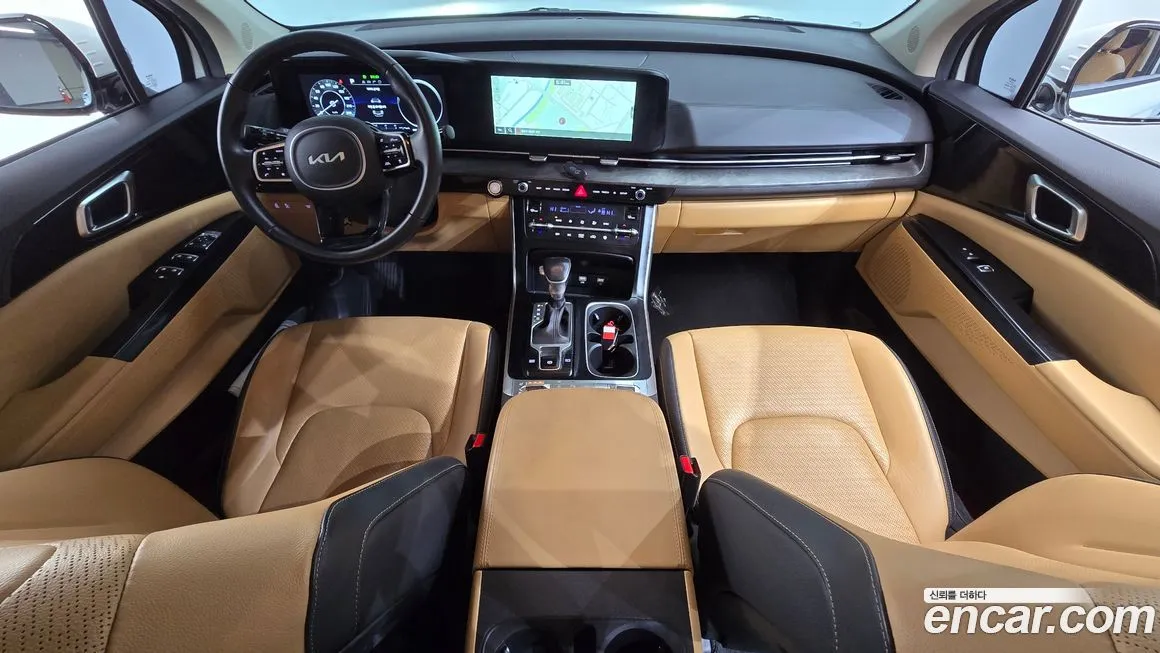 Kia Carnival — фото 10