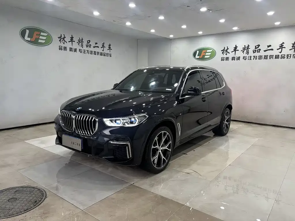 BMW X5 — фото 1