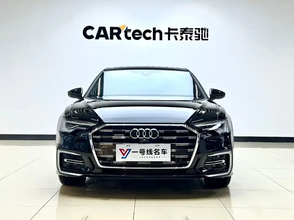 Audi A6L — фото 1