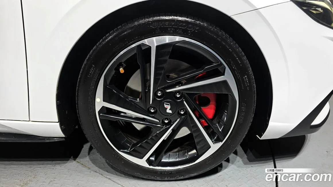 Hyundai AVANTE — фото 4