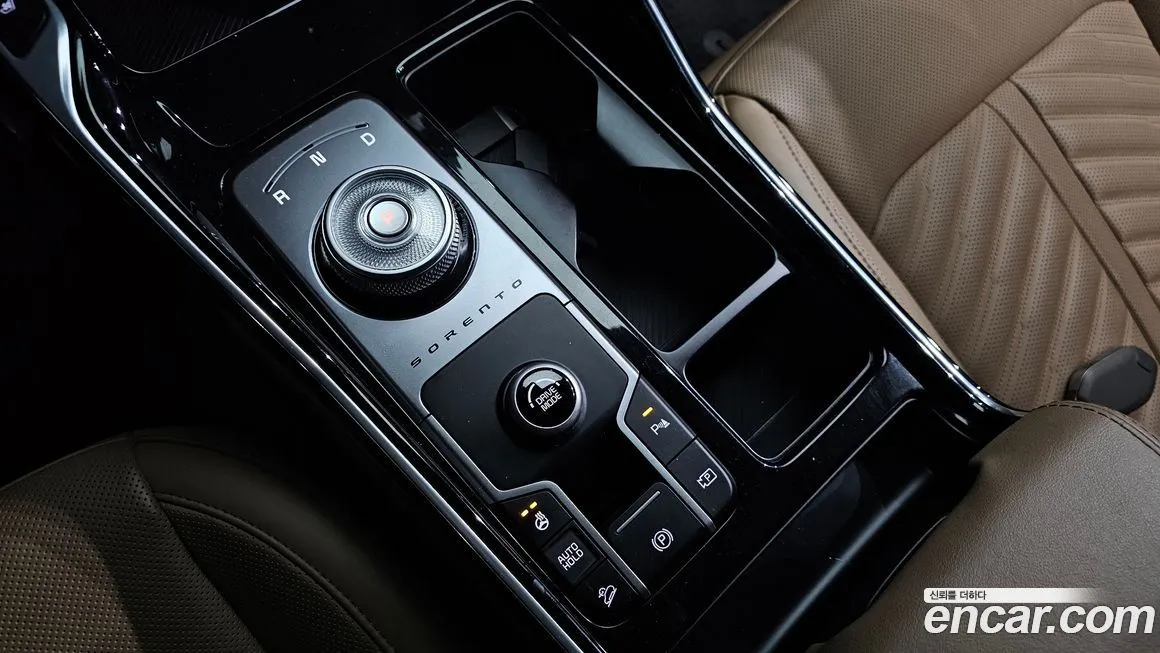 Kia Sorento — фото 10
